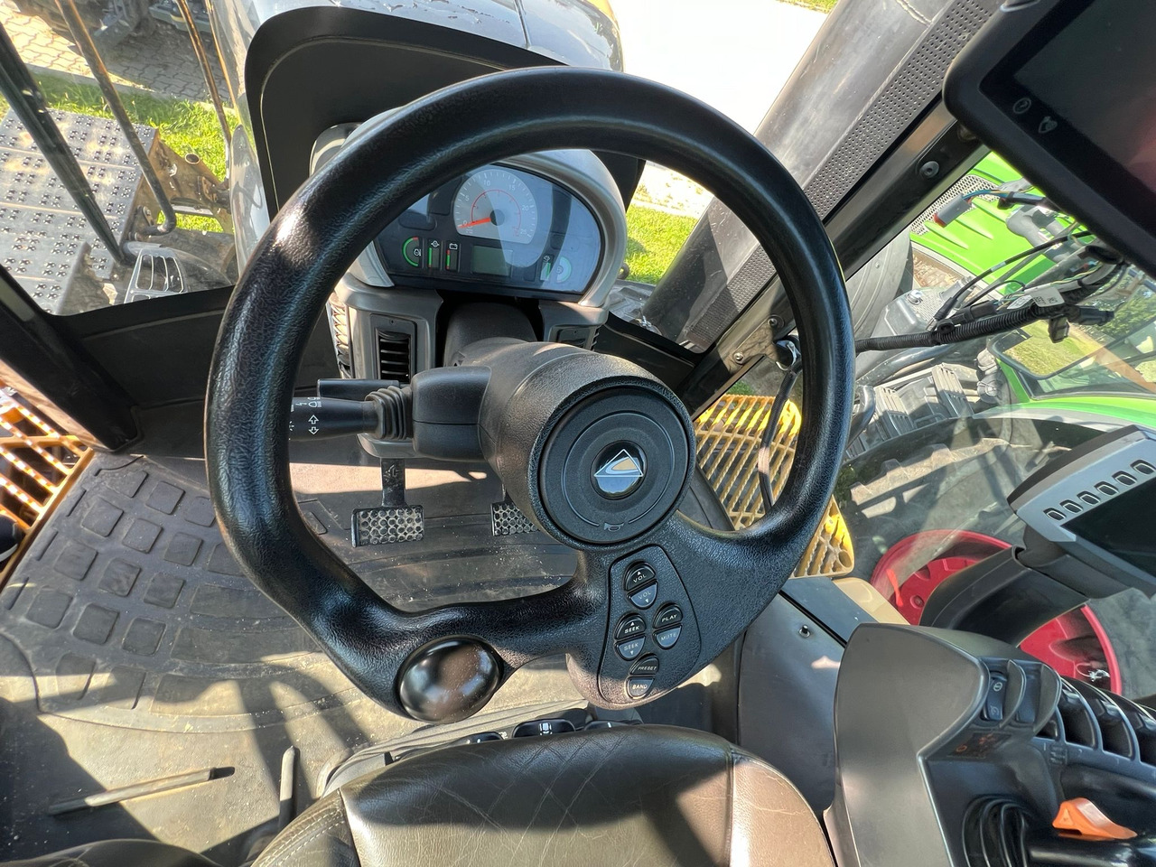Challenger MT 865 - Τρακτέρ: φωτογραφία 5 Challenger MT 865 - Τρακτέρ: φωτογραφία 5