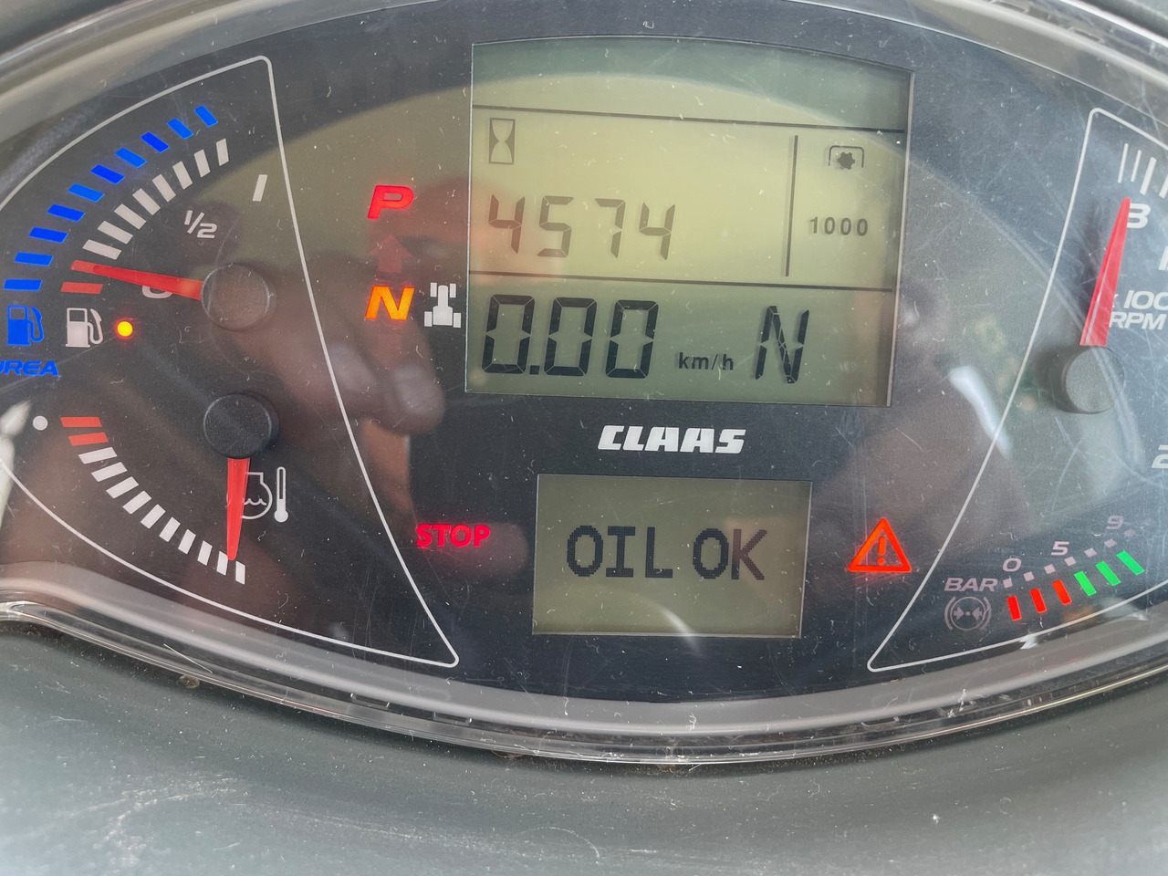 Claas Axion 870 CMATIC - Τρακτέρ: φωτογραφία 2 Claas Axion 870 CMATIC - Τρακτέρ: φωτογραφία 2