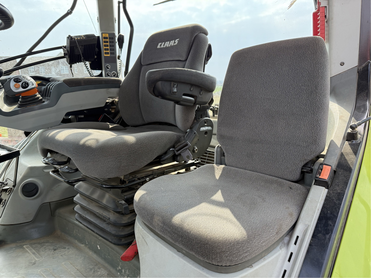 Claas Axion 960 C-Matic CEBIS - Τρακτέρ: φωτογραφία 2 Claas Axion 960 C-Matic CEBIS - Τρακτέρ: φωτογραφία 2