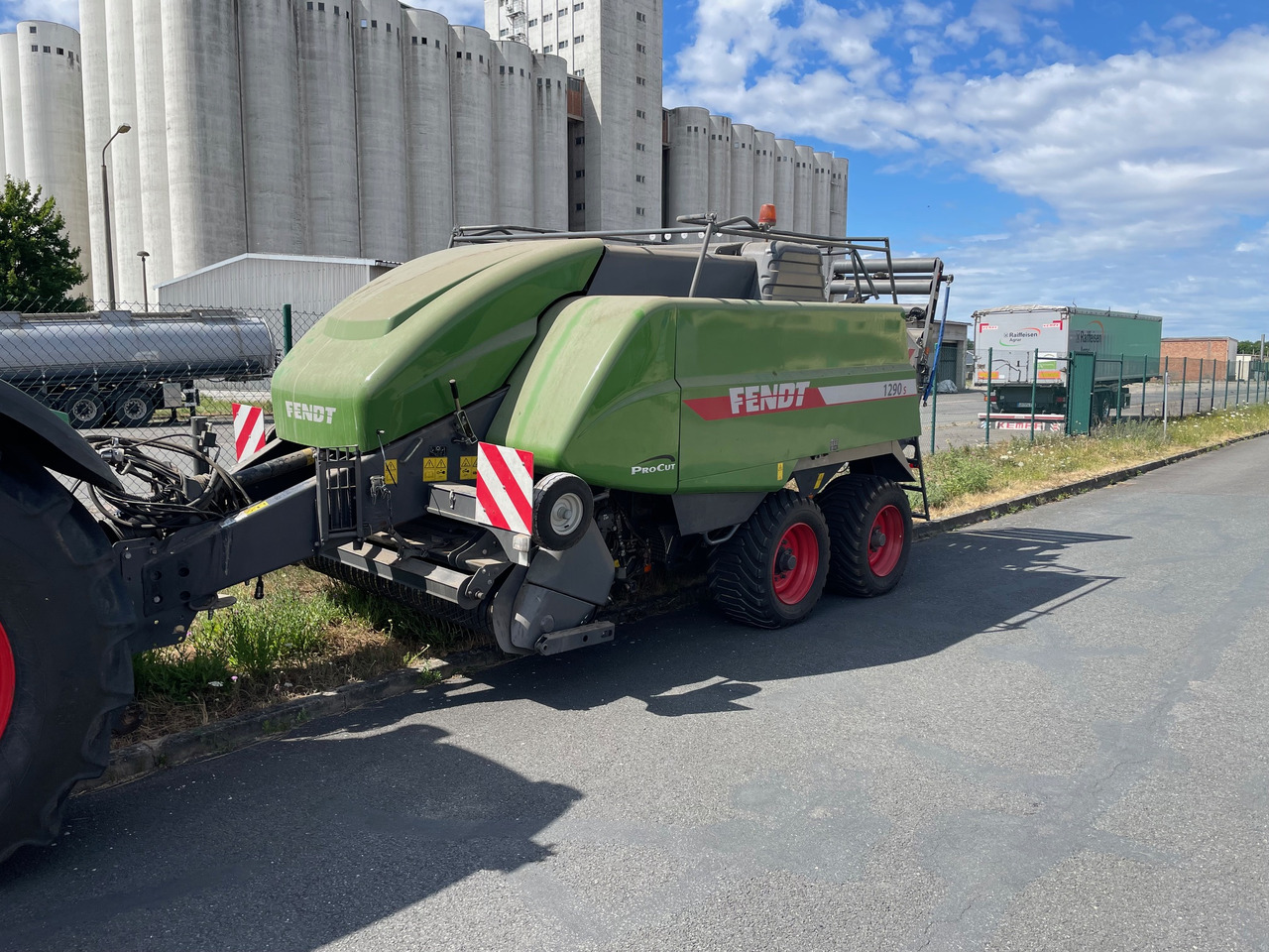 Fendt 1290 Quaderballenpresse - Χορτοδετική μηχανή τετράγωνες μπάλες: φωτογραφία 1 Fendt 1290 Quaderballenpresse - Χορτοδετική μηχανή τετράγωνες μπάλες: φωτογραφία 1