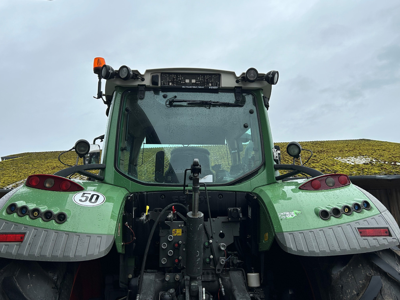 Fendt 714 Vario SCR Profi - Τρακτέρ: φωτογραφία 5 Fendt 714 Vario SCR Profi - Τρακτέρ: φωτογραφία 5