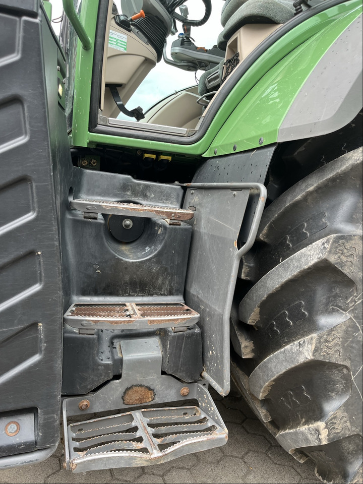Fendt 716 Vario S4 - Τρακτέρ: φωτογραφία 4 Fendt 716 Vario S4 - Τρακτέρ: φωτογραφία 4