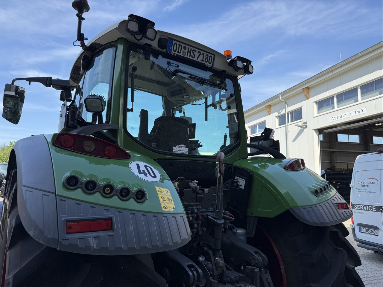 Fendt 718 Vario Gen6 PowerPlus - Τρακτέρ: φωτογραφία 5 Fendt 718 Vario Gen6 PowerPlus - Τρακτέρ: φωτογραφία 5