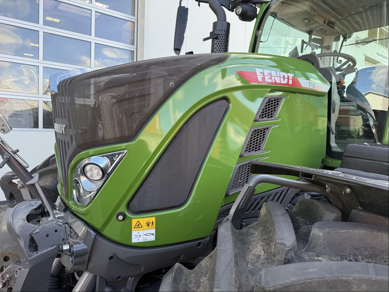 Fendt 718 Vario Gen6 ProfiPlus - Τρακτέρ: φωτογραφία 4 Fendt 718 Vario Gen6 ProfiPlus - Τρακτέρ: φωτογραφία 4