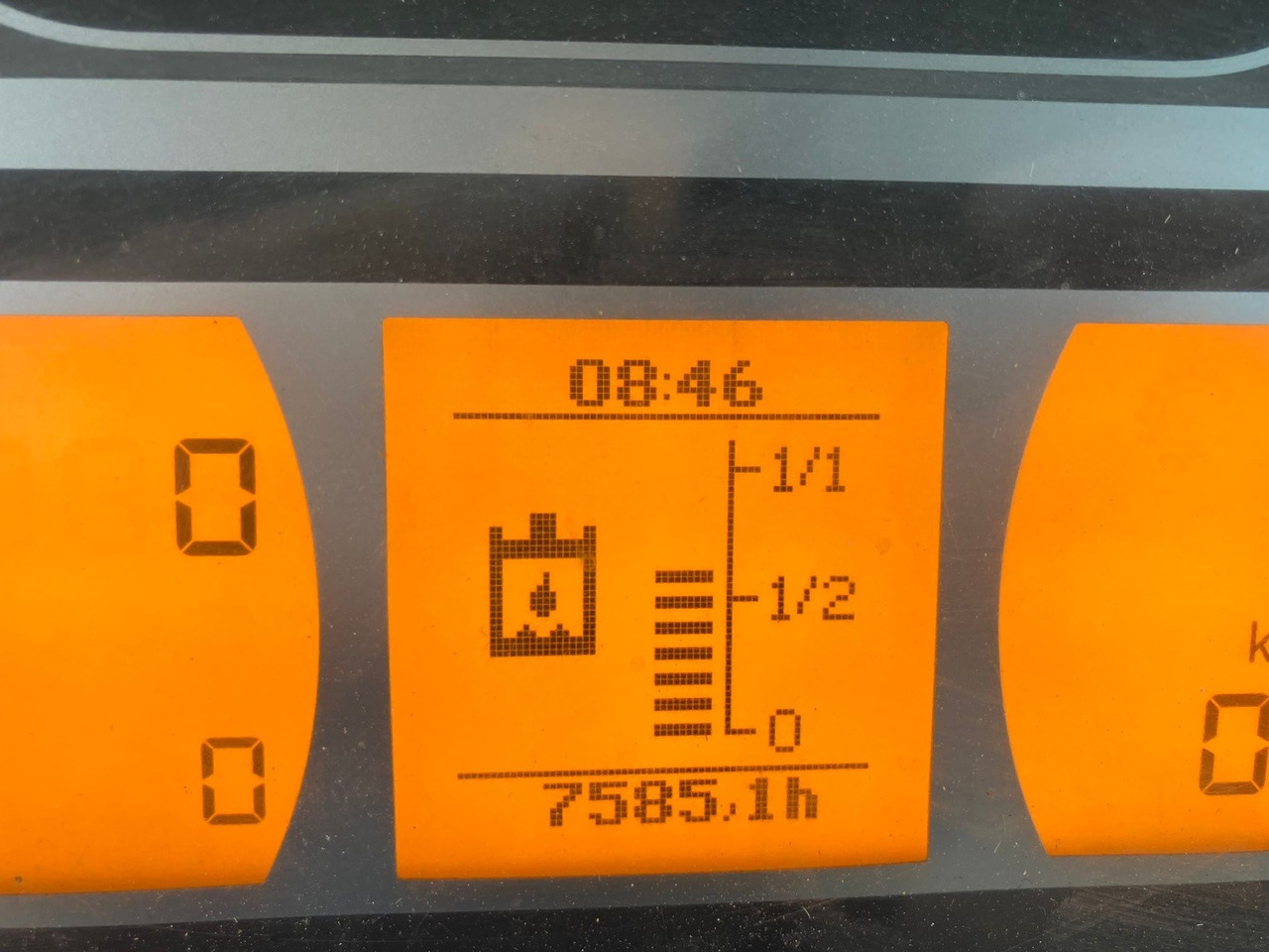 Fendt 718 Vario S4 Power - Τρακτέρ: φωτογραφία 2 Fendt 718 Vario S4 Power - Τρακτέρ: φωτογραφία 2