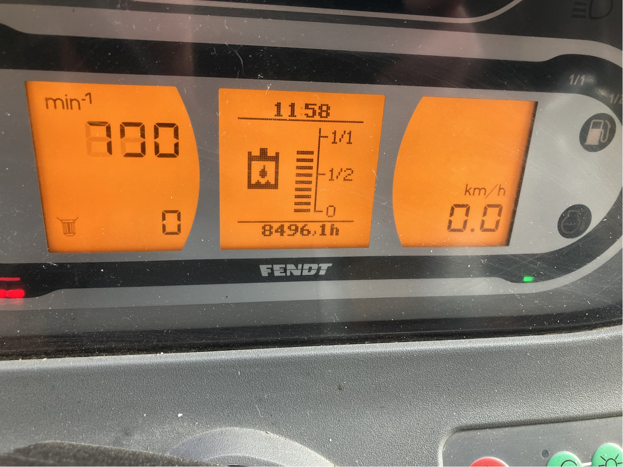 Fendt 718 Vario S4 Power - Τρακτέρ: φωτογραφία 3 Fendt 718 Vario S4 Power - Τρακτέρ: φωτογραφία 3