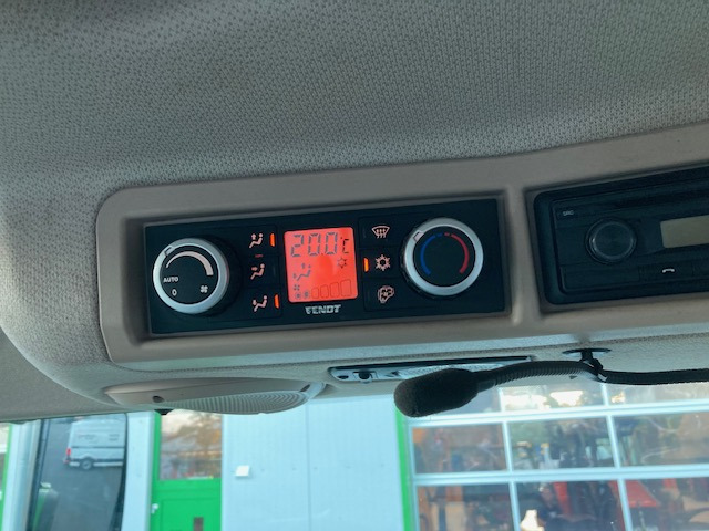 Fendt 720 Vario S4 Profi - Τρακτέρ: φωτογραφία 2 Fendt 720 Vario S4 Profi - Τρακτέρ: φωτογραφία 2