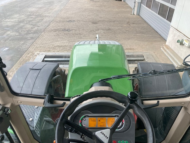 Fendt 724 Vario S4 Profi - Τρακτέρ: φωτογραφία 3 Fendt 724 Vario S4 Profi - Τρακτέρ: φωτογραφία 3