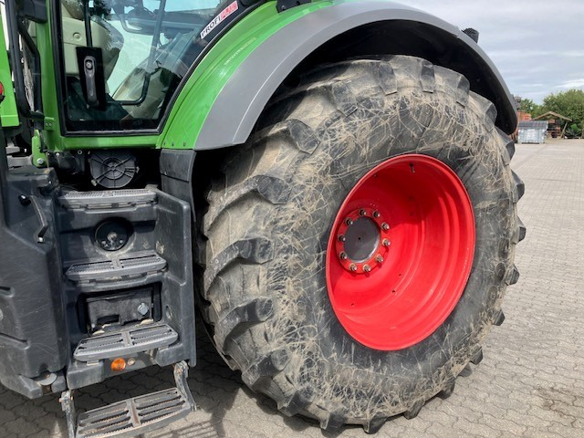 Fendt 828 Vario S4 Profi - Τρακτέρ: φωτογραφία 4 Fendt 828 Vario S4 Profi - Τρακτέρ: φωτογραφία 4