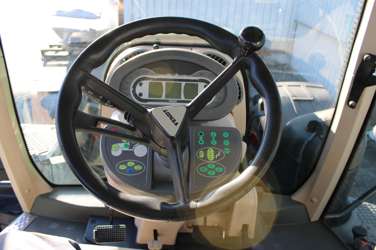 Fendt 828 Vario S4 Profi - Τρακτέρ: φωτογραφία 4 Fendt 828 Vario S4 Profi - Τρακτέρ: φωτογραφία 4