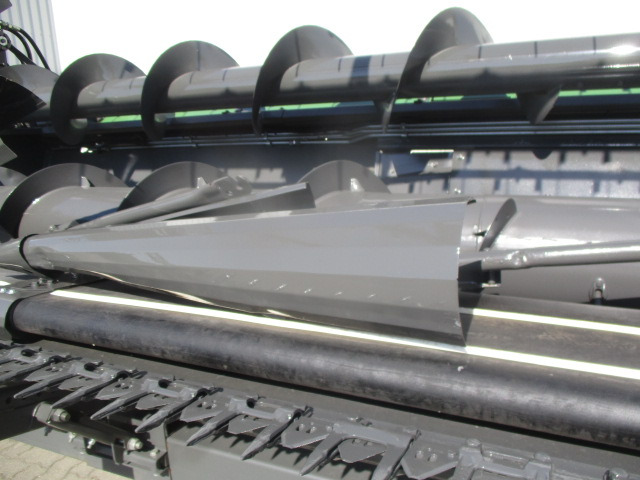 Θεριζοαλωνιστική μηχανή Fendt Powerflow 6,20 m: φωτογραφία 17