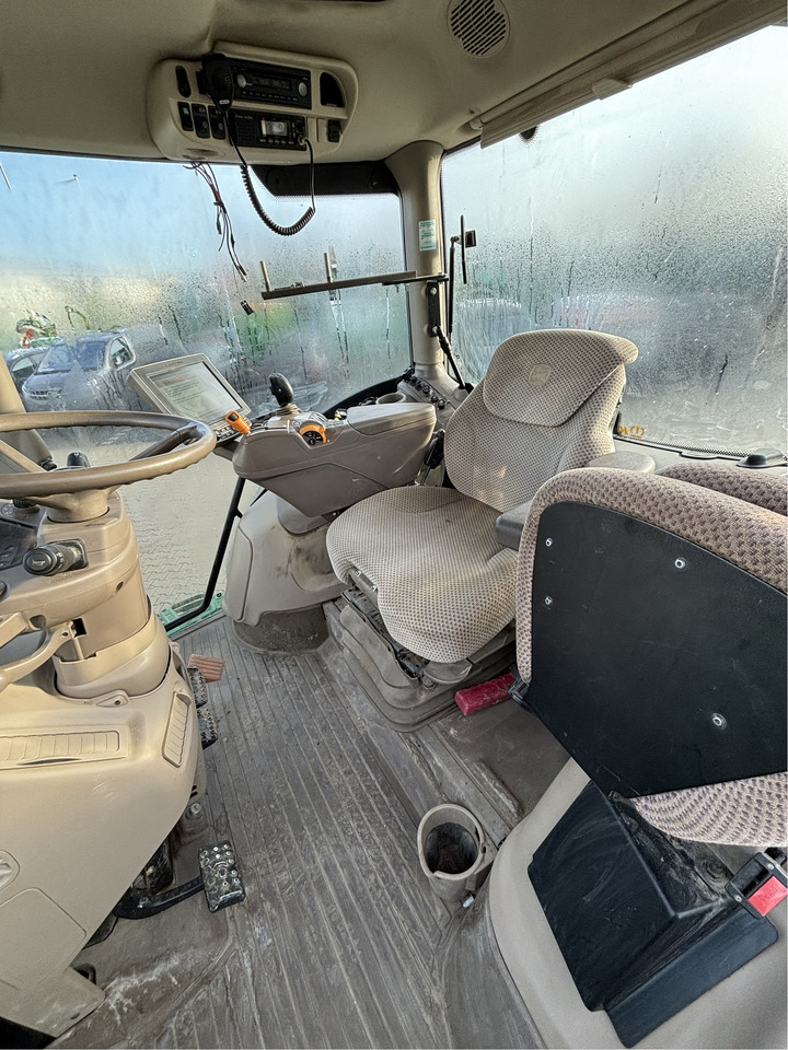 John Deere 6215R - Τρακτέρ: φωτογραφία 4 John Deere 6215R - Τρακτέρ: φωτογραφία 4