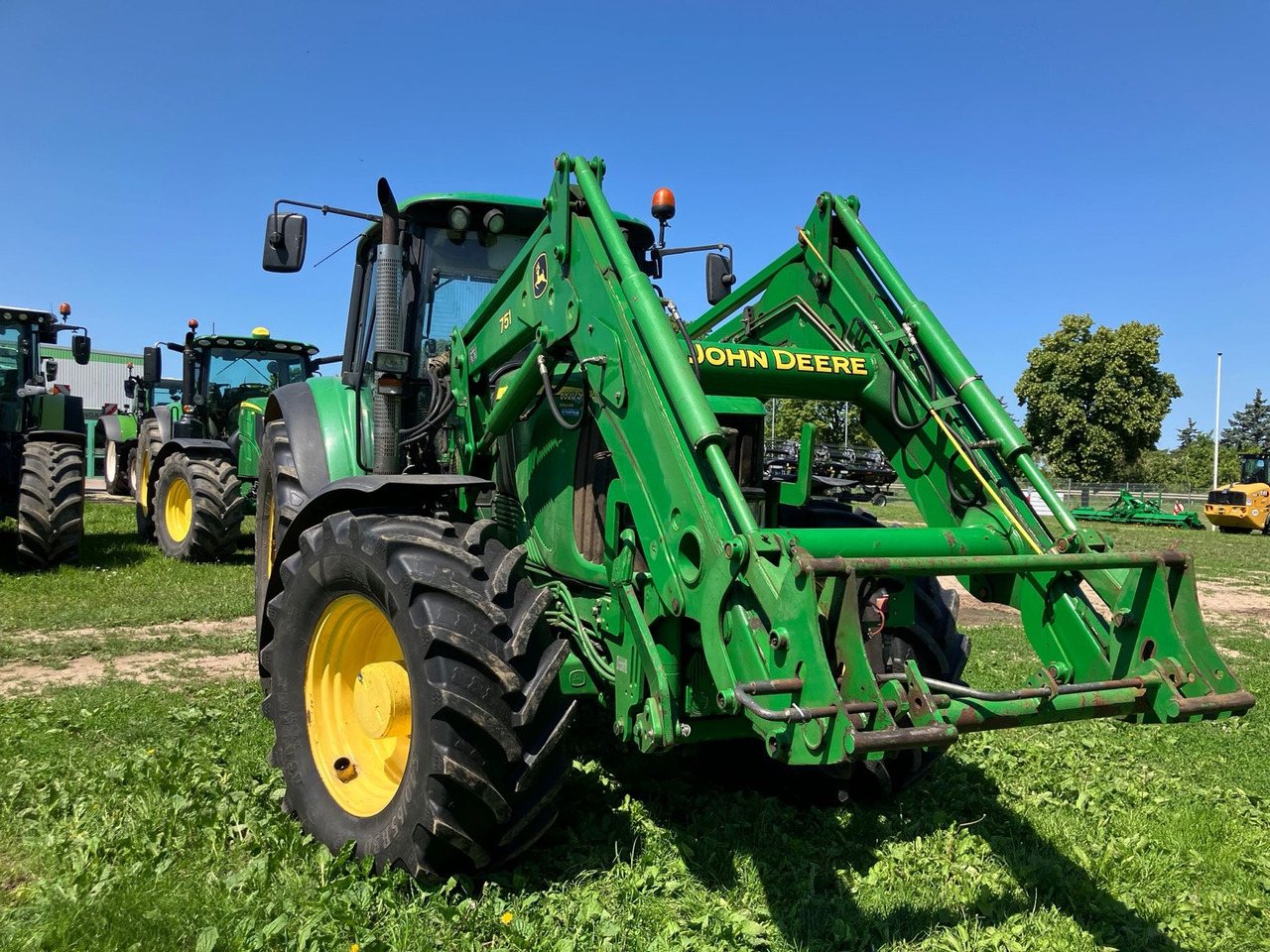 John Deere 6920S AutoPower - Τρακτέρ: φωτογραφία 5 John Deere 6920S AutoPower - Τρακτέρ: φωτογραφία 5