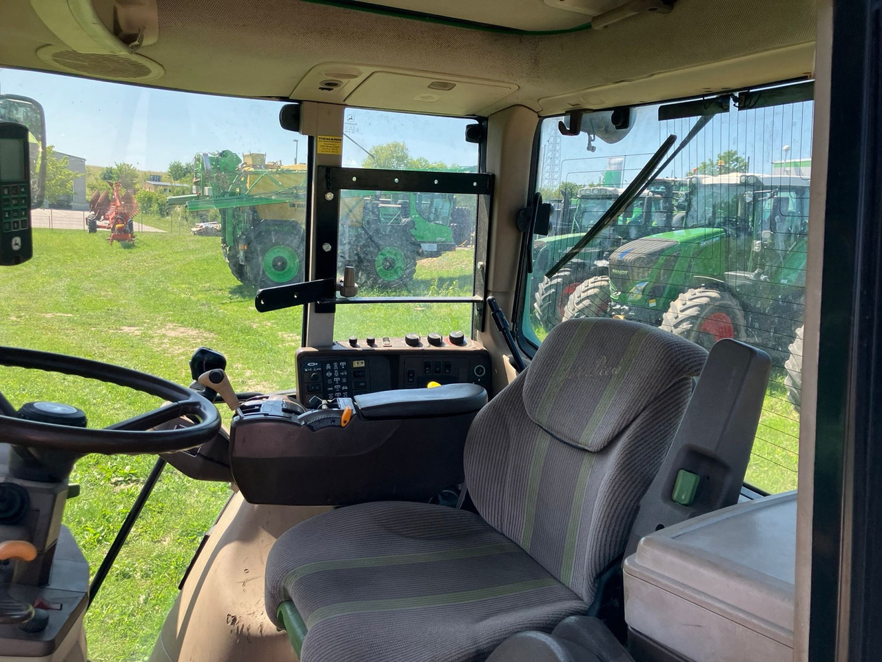 John Deere 6920S AutoPower - Τρακτέρ: φωτογραφία 2 John Deere 6920S AutoPower - Τρακτέρ: φωτογραφία 2