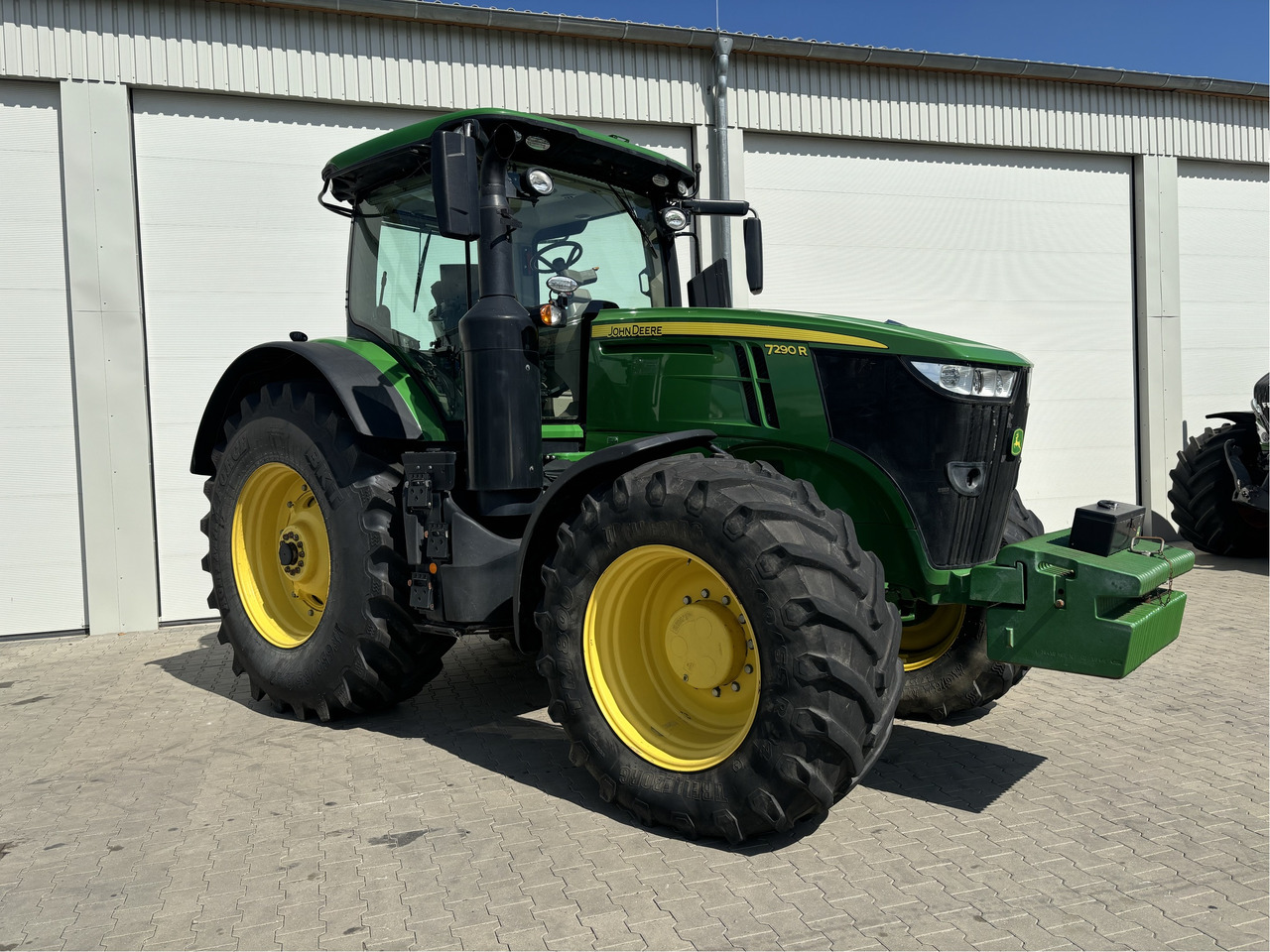 John Deere 7290 R - Τρακτέρ: φωτογραφία 1 John Deere 7290 R - Τρακτέρ: φωτογραφία 1