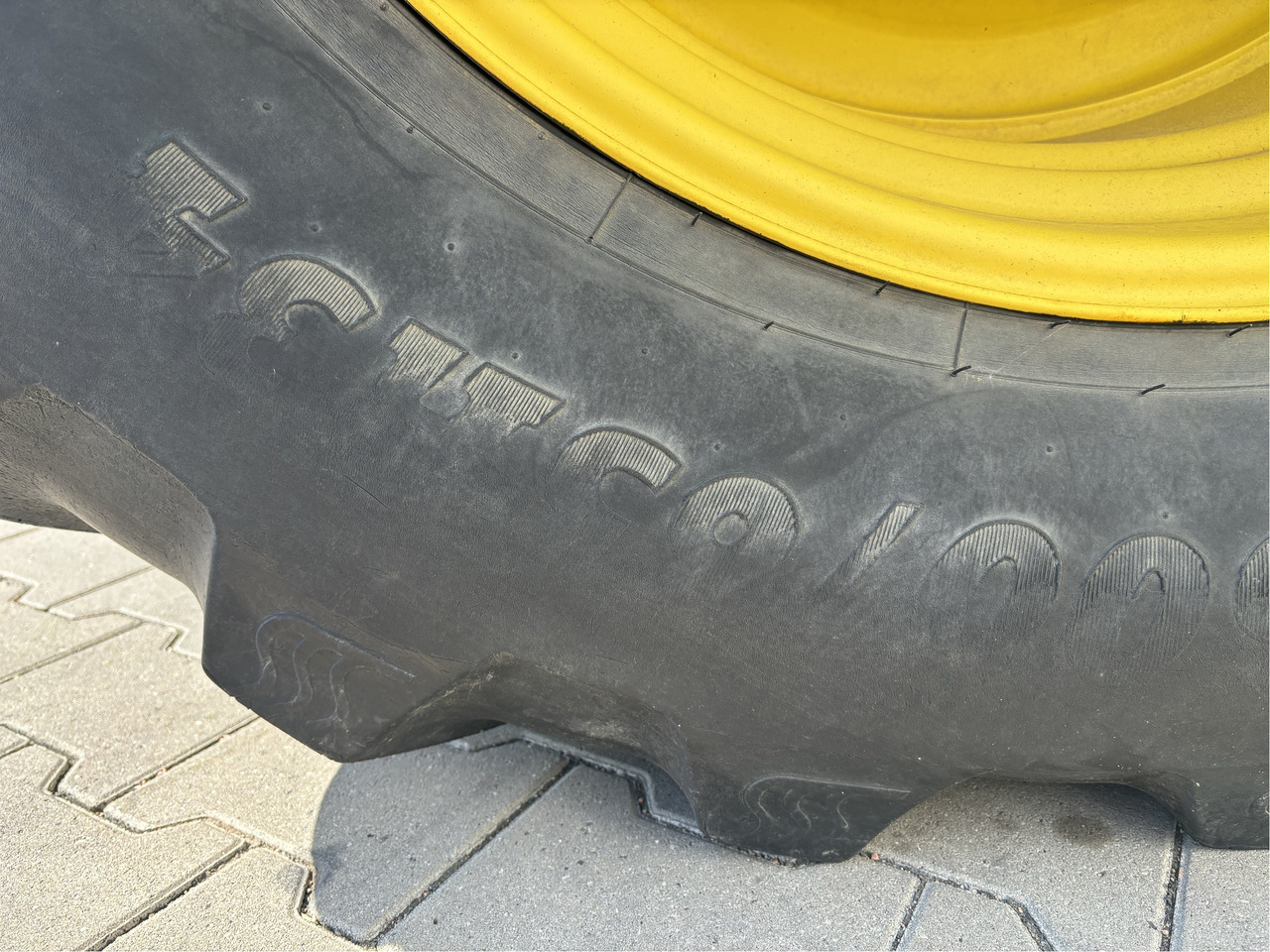 John Deere 7290 R - Τρακτέρ: φωτογραφία 4 John Deere 7290 R - Τρακτέρ: φωτογραφία 4