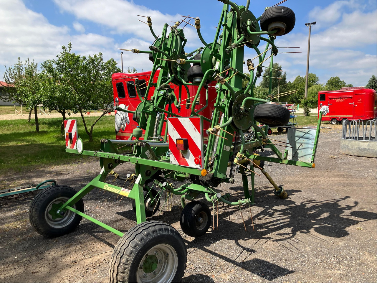 Krone KWT 8.82/8 - Χορτοσυλλέκτης: φωτογραφία 2 Krone KWT 8.82/8 - Χορτοσυλλέκτης: φωτογραφία 2