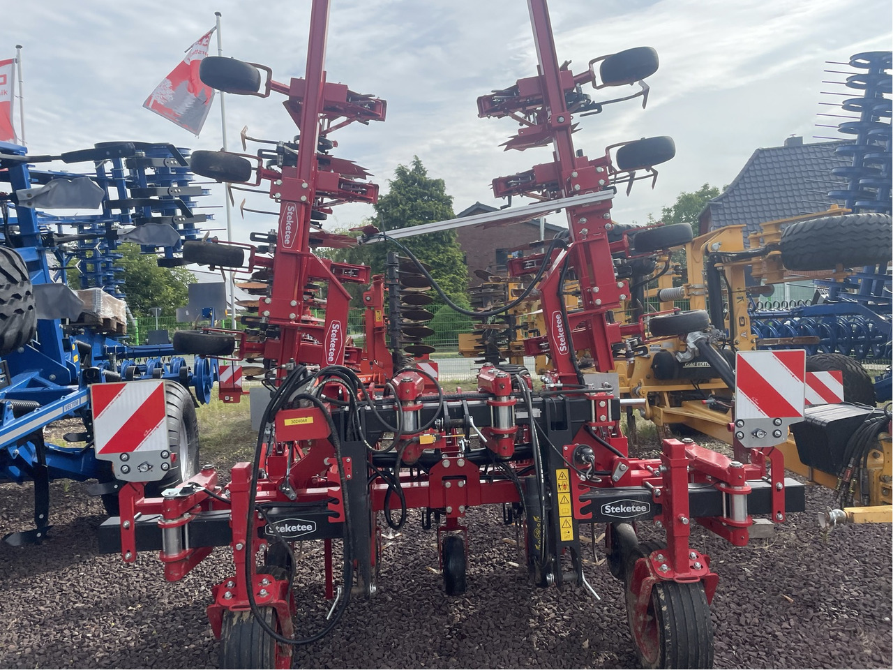 Lemken EC Weeder - Θεριζοαλωνιστική μηχανή τεύτλων: φωτογραφία 2 Lemken EC Weeder - Θεριζοαλωνιστική μηχανή τεύτλων: φωτογραφία 2