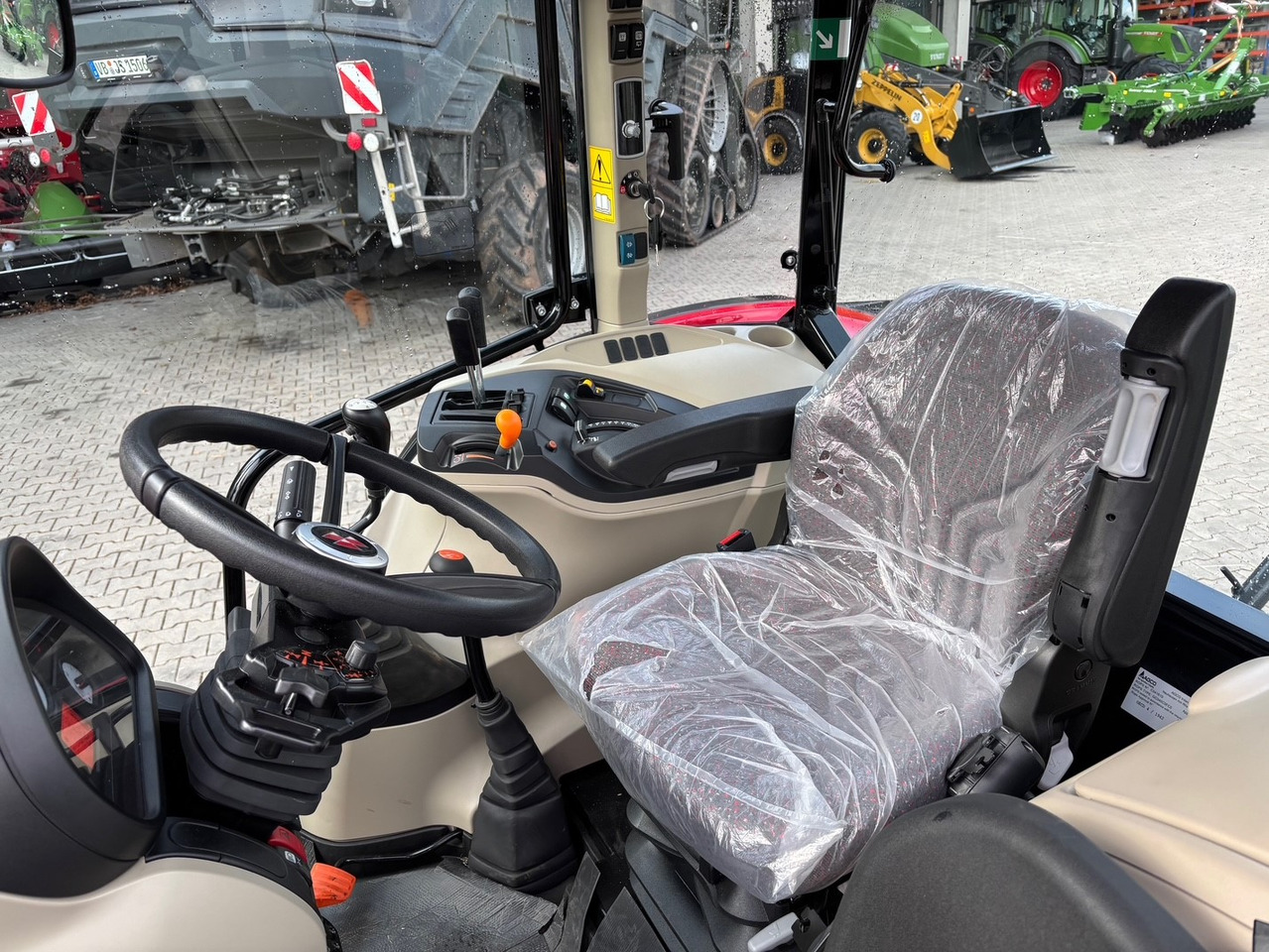 Massey Ferguson 4708 M Cab - Τρακτέρ: φωτογραφία 3 Massey Ferguson 4708 M Cab - Τρακτέρ: φωτογραφία 3