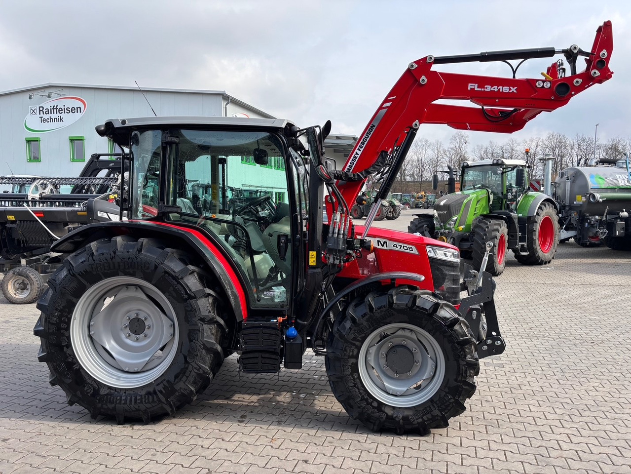 Massey Ferguson 4708 M Cab - Τρακτέρ: φωτογραφία 5 Massey Ferguson 4708 M Cab - Τρακτέρ: φωτογραφία 5