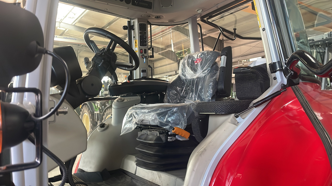 Massey Ferguson 5S.125 Dyna-6 EFFICIENT - Τρακτέρ: φωτογραφία 3 Massey Ferguson 5S.125 Dyna-6 EFFICIENT - Τρακτέρ: φωτογραφία 3