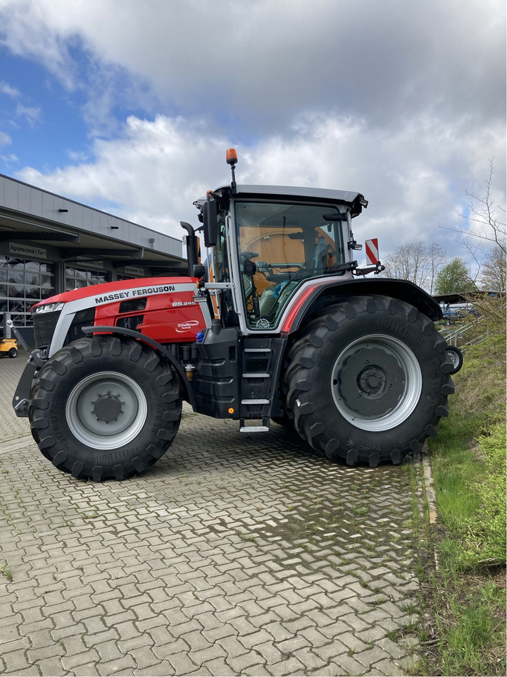 Massey Ferguson 8S.245 Dyna-VT EXCLUSIVE - Τρακτέρ: φωτογραφία 1 Massey Ferguson 8S.245 Dyna-VT EXCLUSIVE - Τρακτέρ: φωτογραφία 1