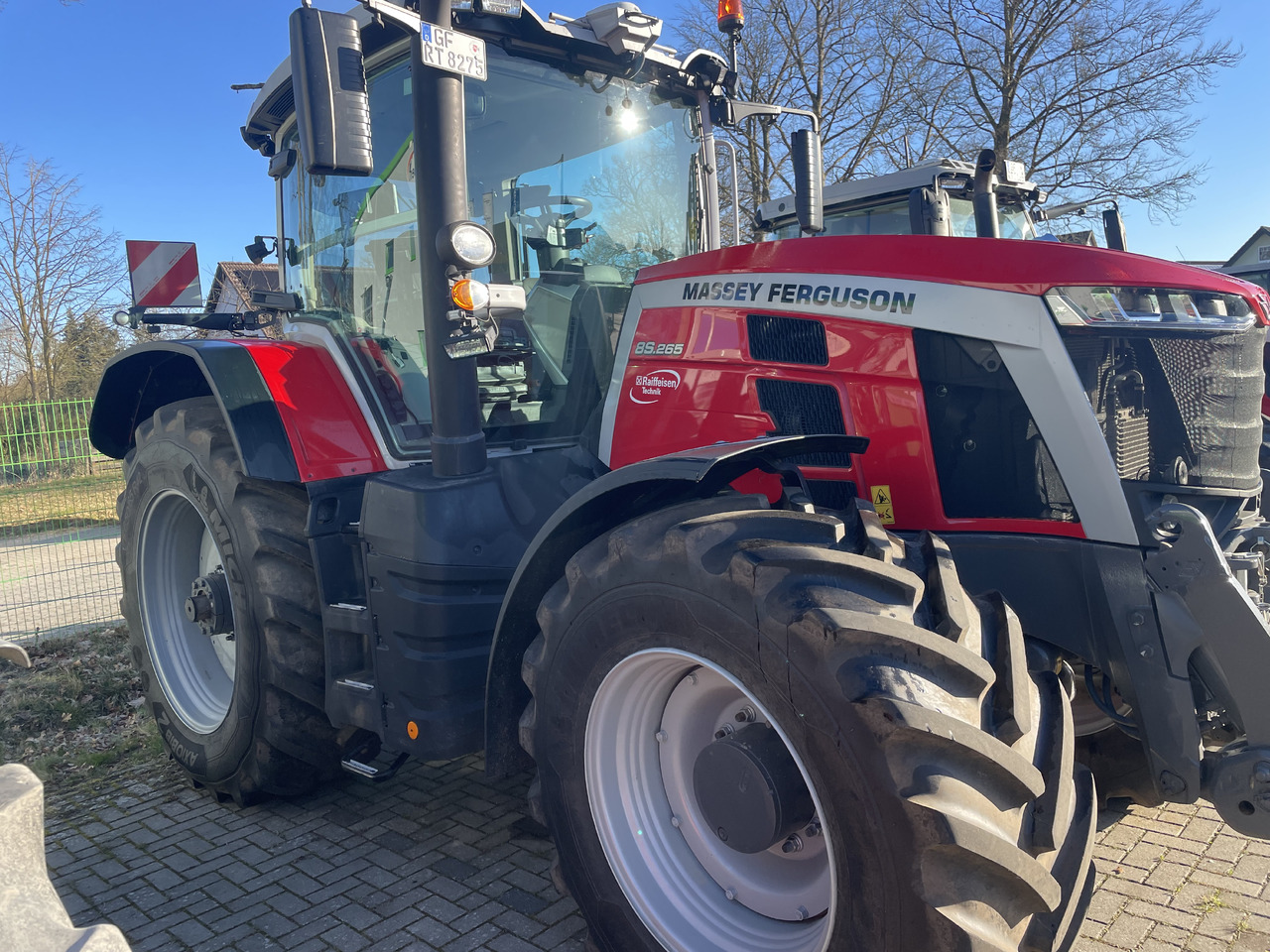 Massey Ferguson 8S.265 Dyna-VT EXCLUSIVE - Τρακτέρ: φωτογραφία 1 Massey Ferguson 8S.265 Dyna-VT EXCLUSIVE - Τρακτέρ: φωτογραφία 1