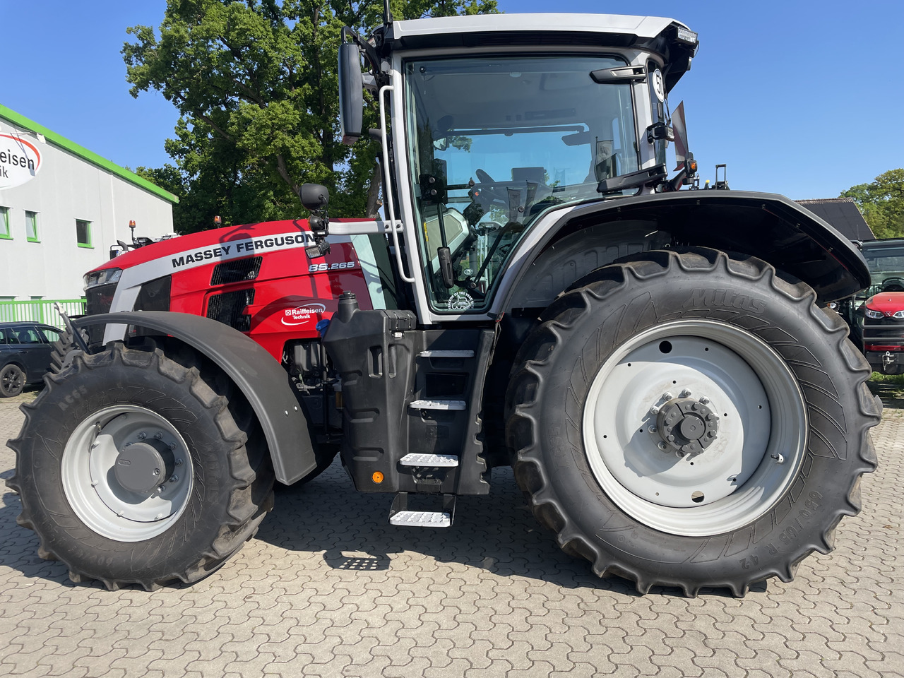 Massey Ferguson 8S.265 Dyna-VT EXCLUSIVE - Τρακτέρ: φωτογραφία 1 Massey Ferguson 8S.265 Dyna-VT EXCLUSIVE - Τρακτέρ: φωτογραφία 1
