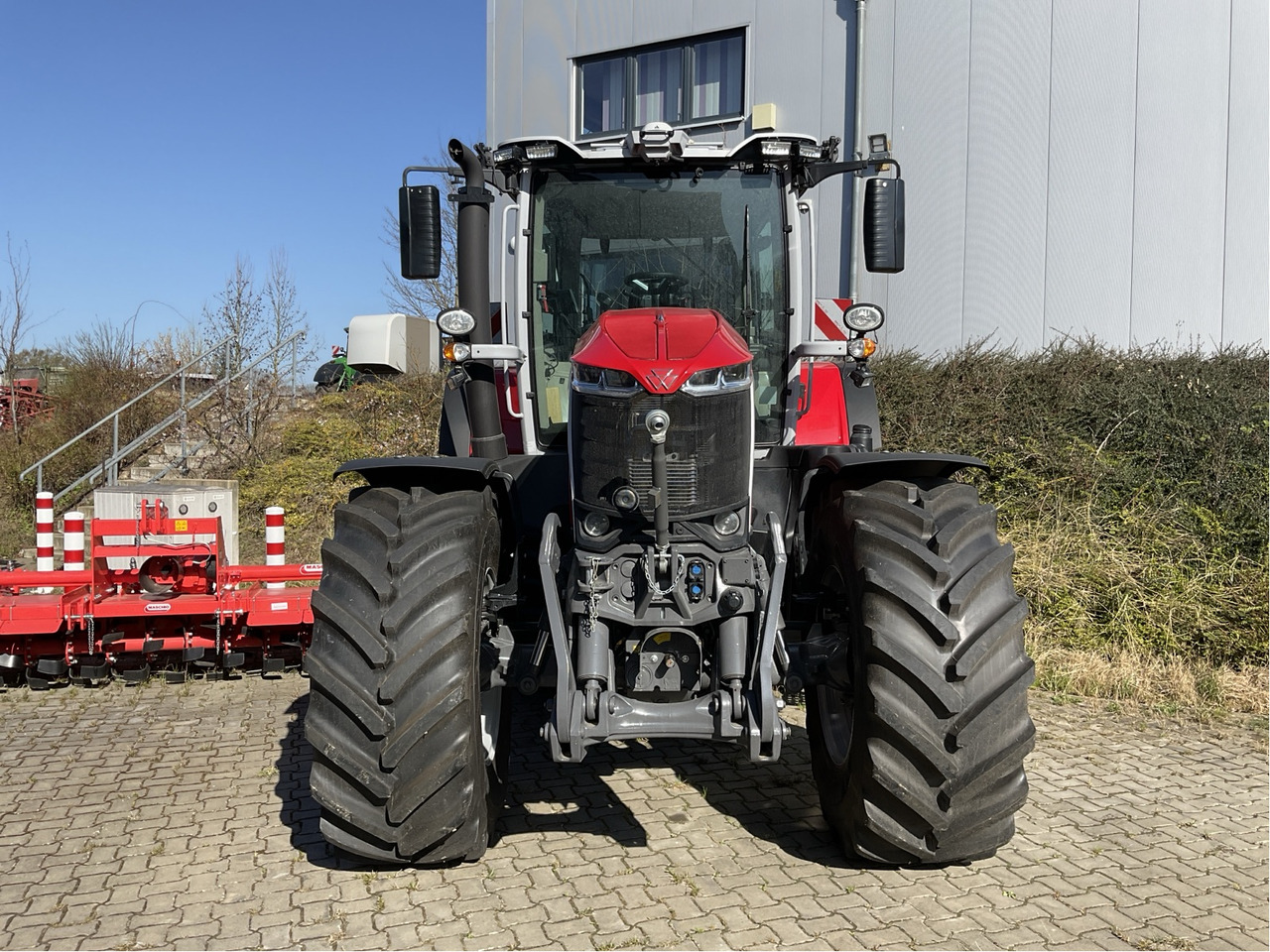 Massey Ferguson 8S.305 Dyna-VT EXCLUSIVE - Τρακτέρ: φωτογραφία 5 Massey Ferguson 8S.305 Dyna-VT EXCLUSIVE - Τρακτέρ: φωτογραφία 5