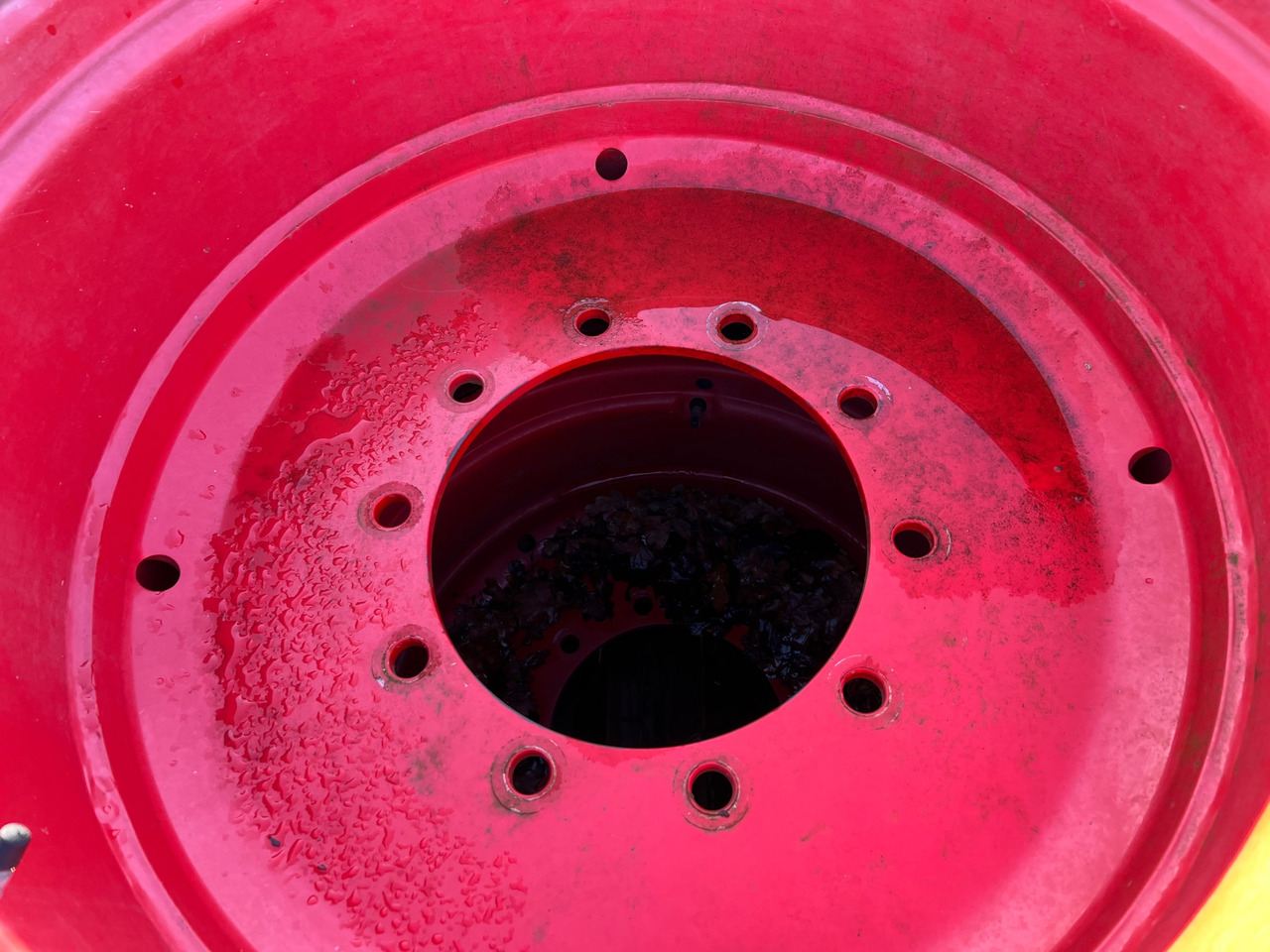 Michelin 1x Rad 600/65 R28 - Ελαστικά και ζάντες: φωτογραφία 3 Michelin 1x Rad 600/65 R28 - Ελαστικά και ζάντες: φωτογραφία 3