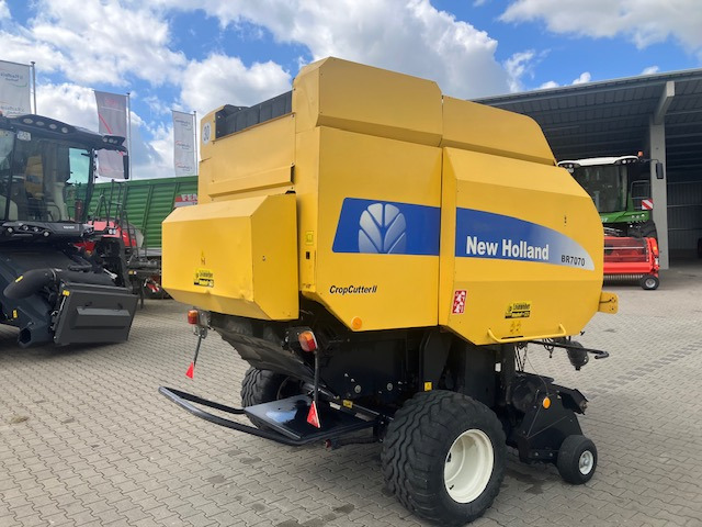 New Holland BR 7070 Crop Cutter II - Σανού και κτηνοτροφικά μηχανήματα: φωτογραφία 2 New Holland BR 7070 Crop Cutter II - Σανού και κτηνοτροφικά μηχανήματα: φωτογραφία 2