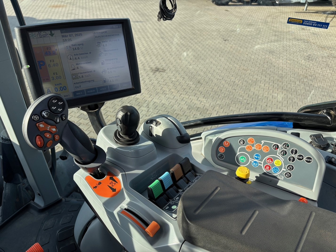 New Holland T 7.270 AC - Τρακτέρ: φωτογραφία 3 New Holland T 7.270 AC - Τρακτέρ: φωτογραφία 3