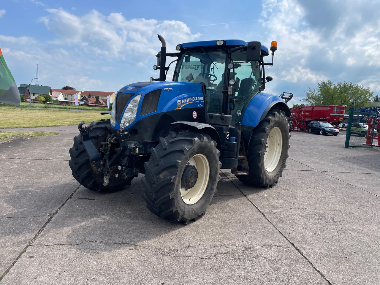 New Holland T7.210 Autocommand - Τρακτέρ: φωτογραφία 1 New Holland T7.210 Autocommand - Τρακτέρ: φωτογραφία 1
