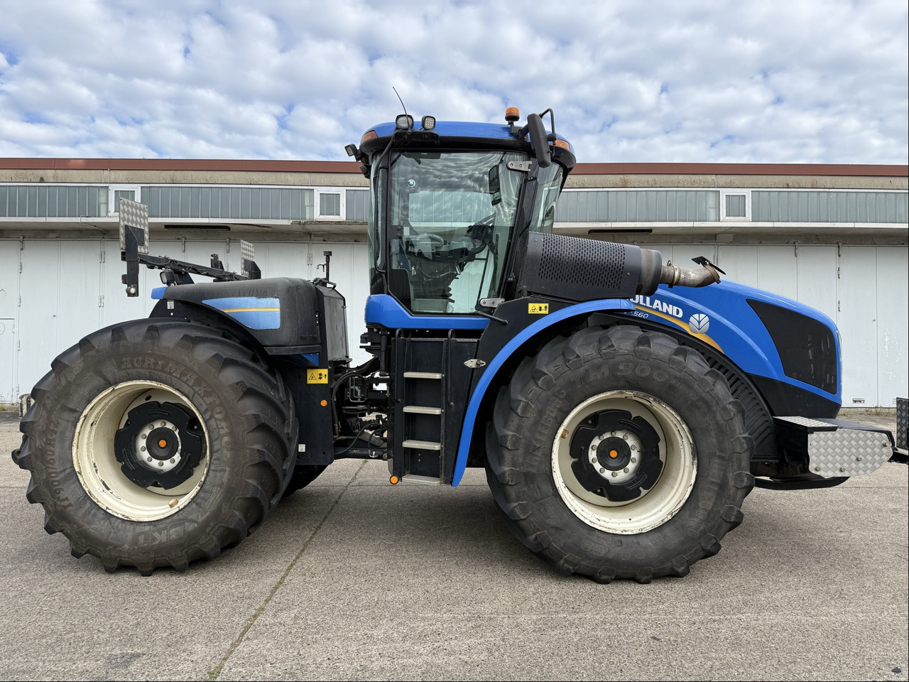New Holland T9.560 - Τρακτέρ: φωτογραφία 5 New Holland T9.560 - Τρακτέρ: φωτογραφία 5