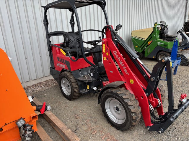 Schäffer Hoflader 2028-2 - Ελαστιχοφόρος φορτωτής: φωτογραφία 4 Schäffer Hoflader 2028-2 - Ελαστιχοφόρος φορτωτής: φωτογραφία 4