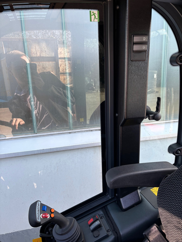 Schäffer Hoflader 23e - Ελαστιχοφόρος φορτωτής: φωτογραφία 3 Schäffer Hoflader 23e - Ελαστιχοφόρος φορτωτής: φωτογραφία 3