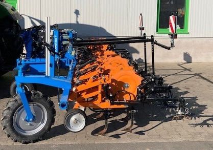 Schmotzer KPP FH 12*45 - Θεριζοαλωνιστική μηχανή τεύτλων: φωτογραφία 4 Schmotzer KPP FH 12*45 - Θεριζοαλωνιστική μηχανή τεύτλων: φωτογραφία 4