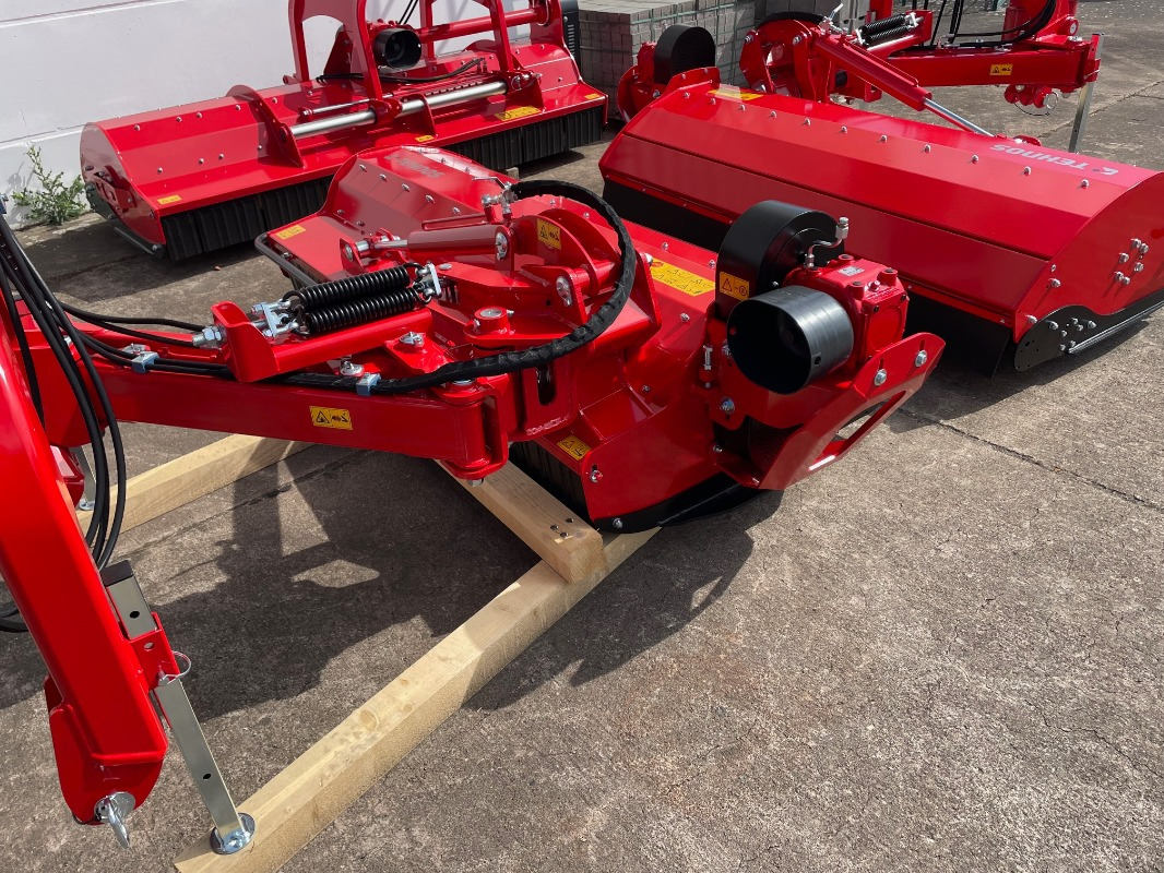 Tehnos MB 220 Profi LW - Καταστροφέας με σφυριά: φωτογραφία 3 Tehnos MB 220 Profi LW - Καταστροφέας με σφυριά: φωτογραφία 3