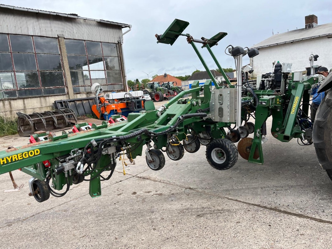 Thyregod TRV - Μηχανηματα λιπάσματα: φωτογραφία 1 Thyregod TRV - Μηχανηματα λιπάσματα: φωτογραφία 1