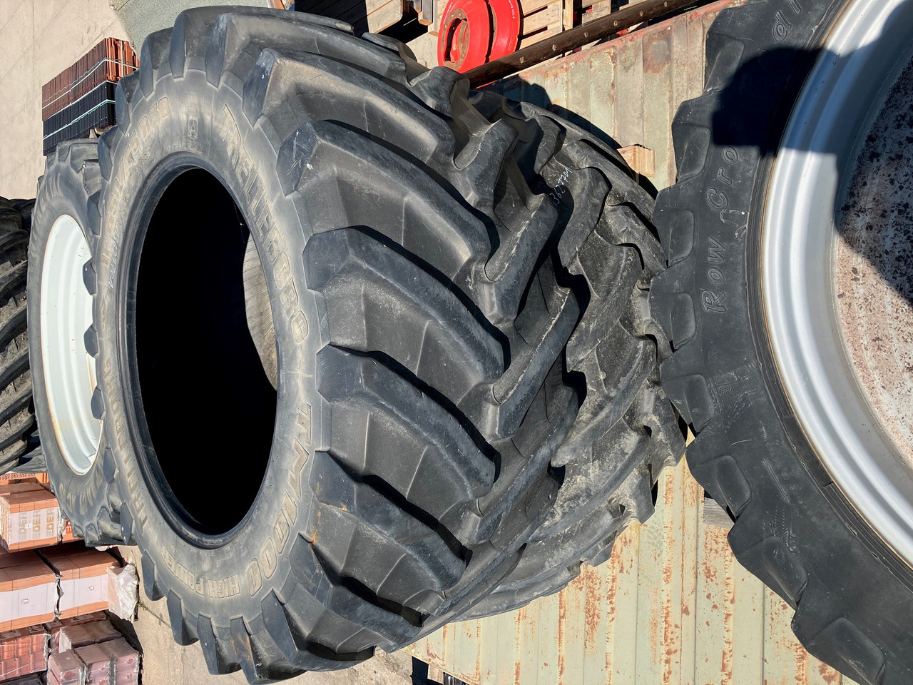 Trelleborg 650/65R38 TM1000 - Ελαστικά και ζάντες: φωτογραφία 1 Trelleborg 650/65R38 TM1000 - Ελαστικά και ζάντες: φωτογραφία 1