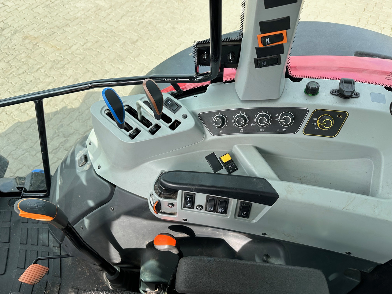 Valtra A105 MH - Τρακτέρ: φωτογραφία 3 Valtra A105 MH - Τρακτέρ: φωτογραφία 3