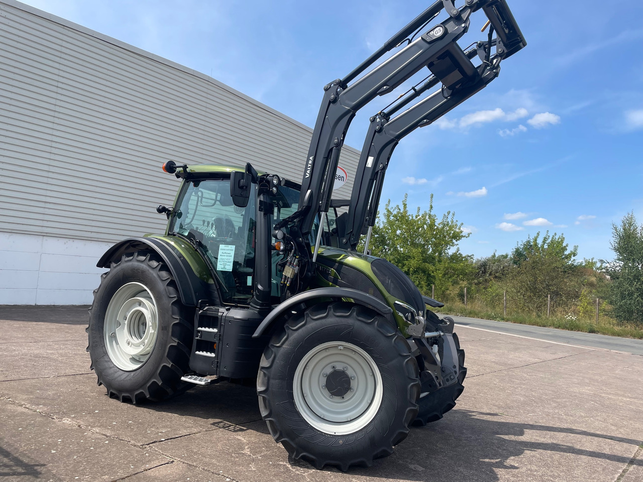 Valtra N155 EA 2B1 - Τρακτέρ: φωτογραφία 5 Valtra N155 EA 2B1 - Τρακτέρ: φωτογραφία 5