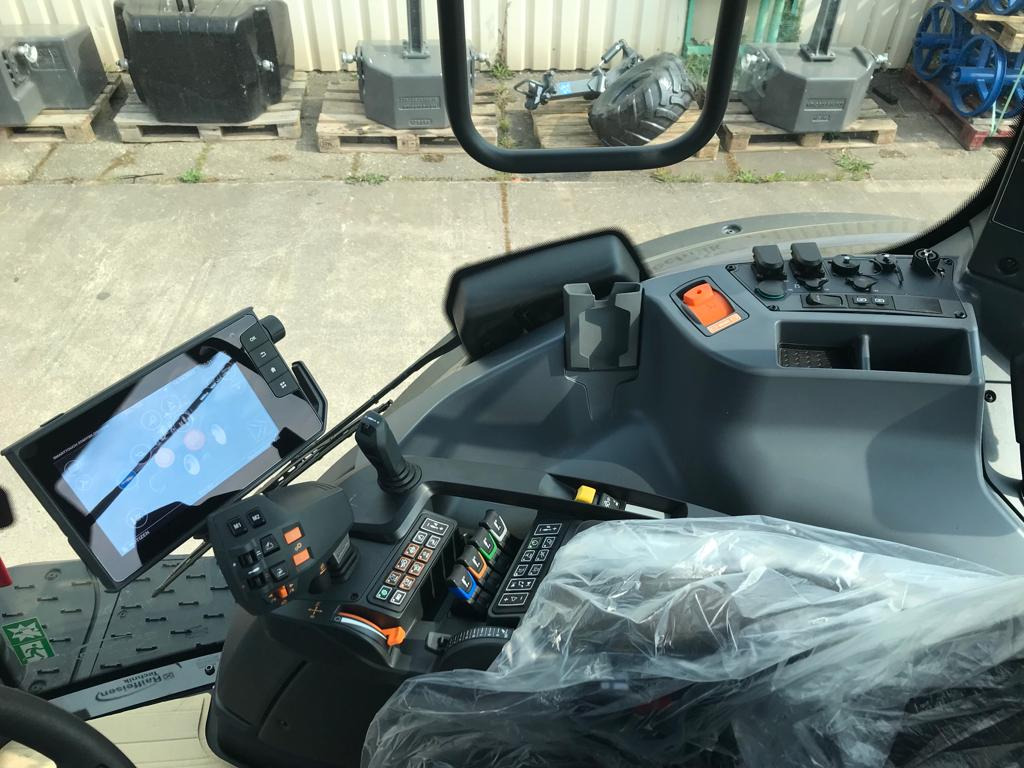 Valtra N175 V 2B1 - Τρακτέρ: φωτογραφία 4 Valtra N175 V 2B1 - Τρακτέρ: φωτογραφία 4