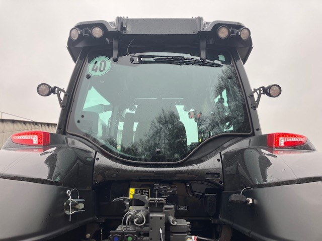 Valtra T235 V 2A1 - Τρακτέρ: φωτογραφία 4 Valtra T235 V 2A1 - Τρακτέρ: φωτογραφία 4