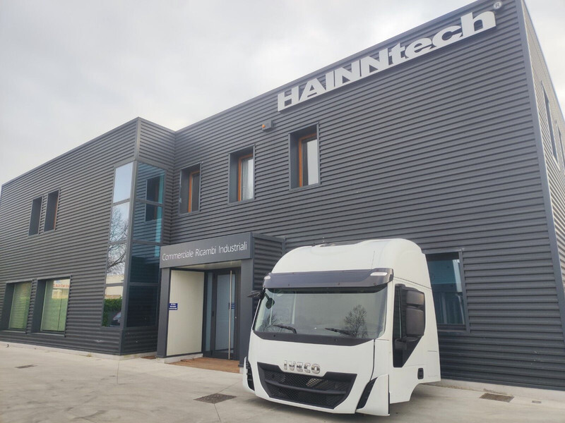 Iveco STRALIS HI-WAY Euro 6 - Καμπίνα και εσωτερικό για Φορτηγό: φωτογραφία 1 Iveco STRALIS HI-WAY Euro 6 - Καμπίνα και εσωτερικό για Φορτηγό: φωτογραφία 1