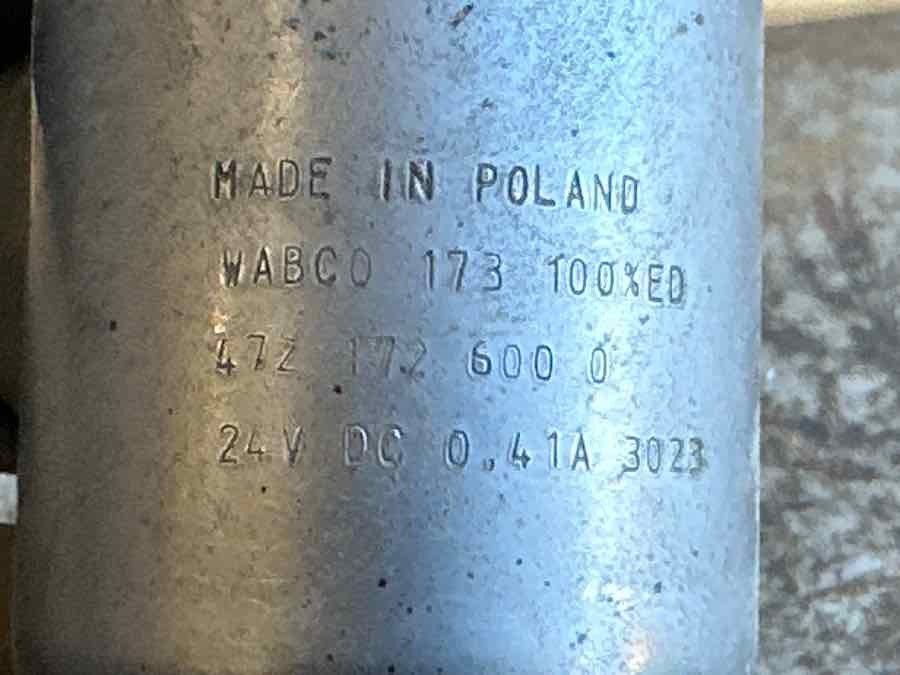 EKERI WABCO VALVE 4721726000 - Βαλβίδα για Τρέιλερ: φωτογραφία 2 EKERI WABCO VALVE 4721726000 - Βαλβίδα για Τρέιλερ: φωτογραφία 2