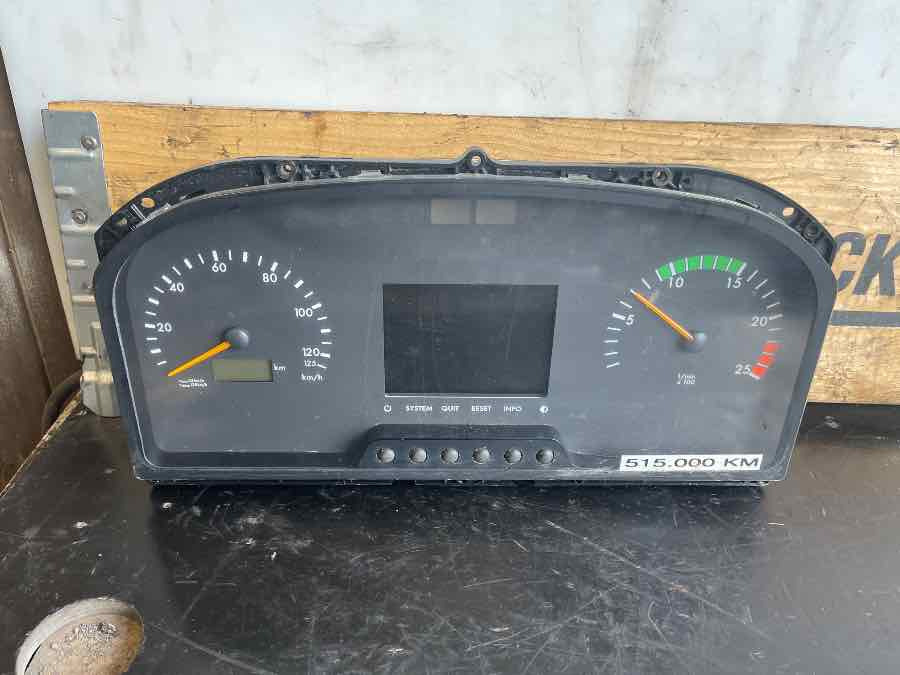 MERCEDES CLUSTER INSTRUMENT A0054466921 - Ταμπλό αυτοκινήτου για Λεωφορείο: φωτογραφία 1 MERCEDES CLUSTER INSTRUMENT A0054466921 - Ταμπλό αυτοκινήτου για Λεωφορείο: φωτογραφία 1