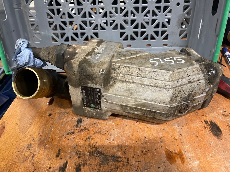 REXROTH HYDRAULIC PUMP 107 L - Υδραυλική αντλία για Φορτηγό: φωτογραφία 1 REXROTH HYDRAULIC PUMP 107 L - Υδραυλική αντλία για Φορτηγό: φωτογραφία 1