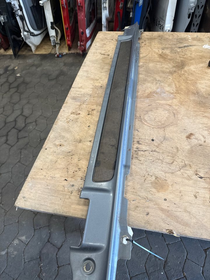 SCANIA GRILL 1748086 - Αμάξωμα και εξωτερικό για Φορτηγό: φωτογραφία 1 SCANIA GRILL 1748086 - Αμάξωμα και εξωτερικό για Φορτηγό: φωτογραφία 1