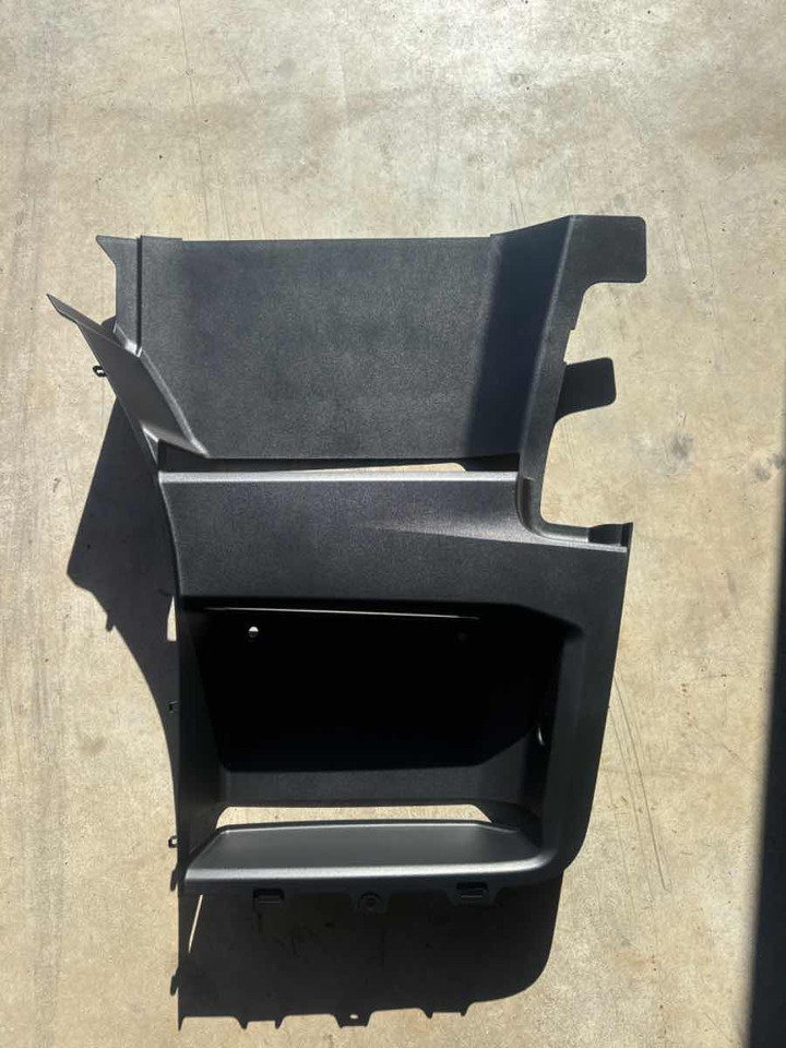 SCANIA STEP PANEL 2559298 - Αμάξωμα και εξωτερικό για Φορτηγό: φωτογραφία 1 SCANIA STEP PANEL 2559298 - Αμάξωμα και εξωτερικό για Φορτηγό: φωτογραφία 1